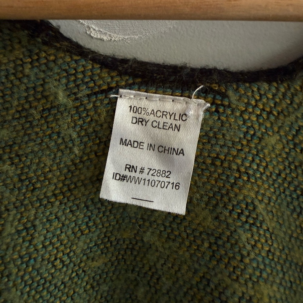 Multicolor Fringe cape - Picture 7 of 8